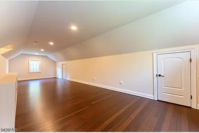 1121 N Washington Ave, Green Brook Township, NJ 08812 - Photo 31