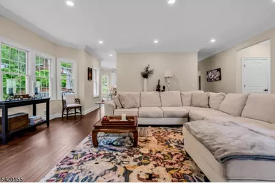 1121 N Washington Ave, Green Brook Township, NJ 08812 - Photo 23