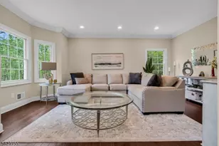 1121 N Washington Ave, Green Brook Township, NJ 08812 - Photo 7