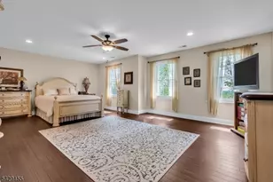 1121 N Washington Ave, Green Brook Township, NJ 08812 - Photo 25