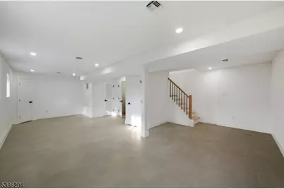 8 Lionel St, Clark Township, NJ 07066 - Photo 43