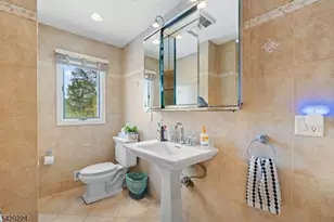 11 Barbara Dr, Clifton, NJ 07013 - Photo 15