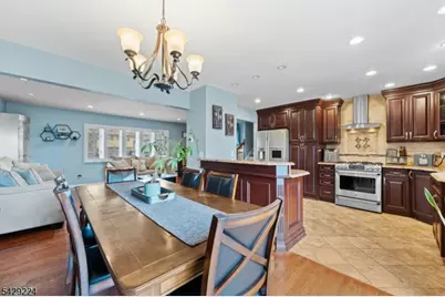 11 Barbara Dr, Clifton, NJ 07013 - Photo 7