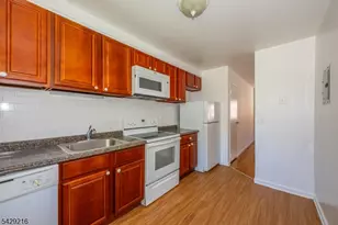 87 Elm Rd, Caldwell, NJ 07006 - Photo 7