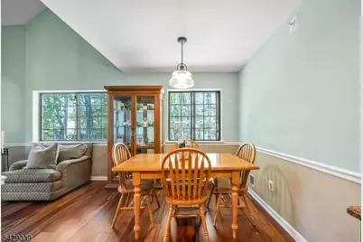 3202 Stowe Ln, Mahwah, NJ 07430 - Photo 11