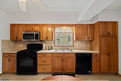 152 High St, Nutley, NJ 07110 - Photo 11