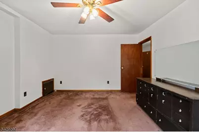 152 High St, Nutley, NJ 07110 - Photo 23