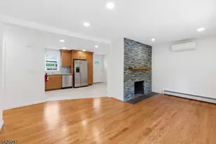 31 Lakeview Rd, Sparta Township, NJ 07871 - Photo 11