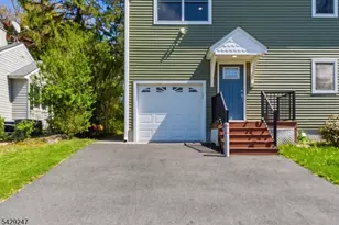 31 Lakeview Rd, Sparta Township, NJ 07871 - Photo 5