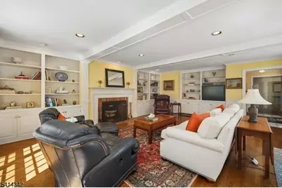 638 Mountain Ave, Berkeley Heights Township, NJ 07922 - Photo 5