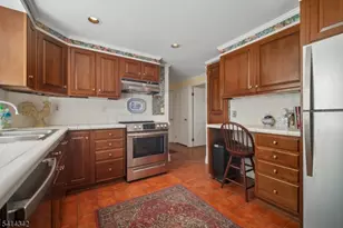 638 Mountain Ave, Berkeley Heights Township, NJ 07922 - Photo 9