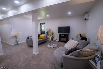 315 Warren St, Phillipsburg, NJ 08865 - Photo 11