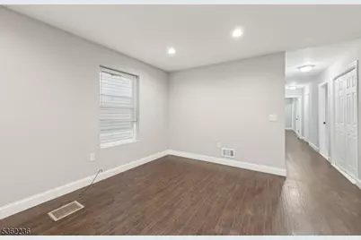253 N 4th St, Paterson, NJ 07522 - Photo 5