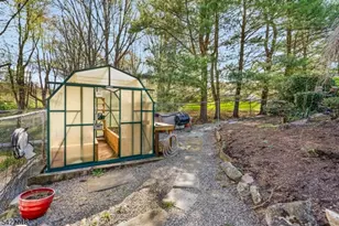 4 Chadwick Ct, Denville, NJ 07834 - Photo 37