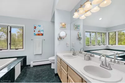 4 Chadwick Ct, Denville, NJ 07834 - Photo 23