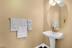 4 Chadwick Ct, Denville, NJ 07834 - Photo 15