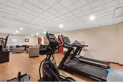 4 Chadwick Ct, Denville, NJ 07834 - Photo 31