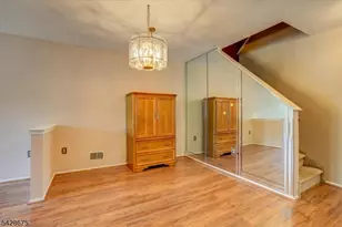 11 Letts Ct, Sayreville, NJ 08872 - Photo 7