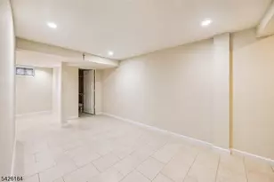 17 Stafford Rd, Parsippany, NJ 07054 - Photo 33