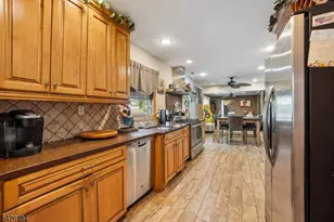 17 Stafford Rd, Parsippany, NJ 07054 - Photo 17