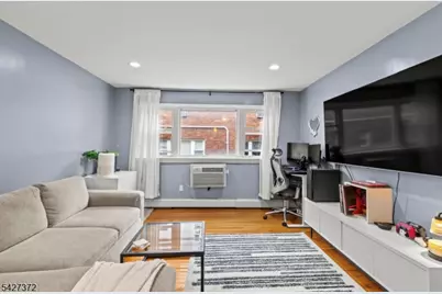 826 W Grand St, Unit 2K, Elizabeth, NJ 07202 - Photo 5