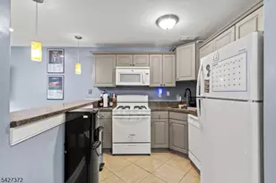 826 W Grand St, Elizabeth, NJ 07202 - Photo 7