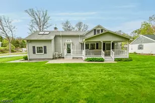 16 Pequot Trail, Jefferson Township, NJ 07438 - Photo 13