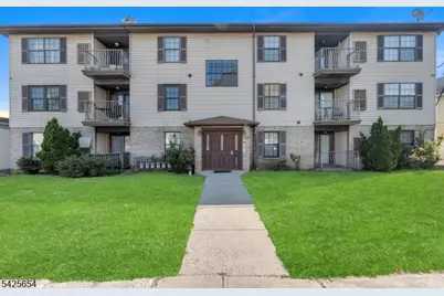 535-541 Bayway Ave #2B, Elizabeth, NJ 07202 - Photo 1