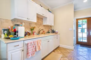 229 Tremont Ave, City Of Orange Twp., NJ 07050 - Photo 15