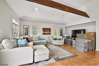 2 Aster Ter, Mendham, NJ 07945 - Photo 3