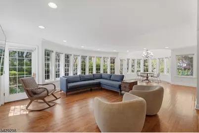 18 Tennyson Dr, Millburn Twp., NJ 07078 - Photo 5