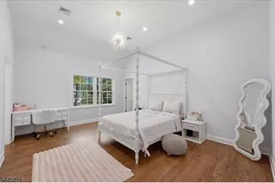 18 Tennyson Dr, Millburn Twp., NJ 07078 - Photo 9
