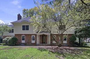 18 Tennyson Dr, Millburn Twp., NJ 07078 - Photo 1