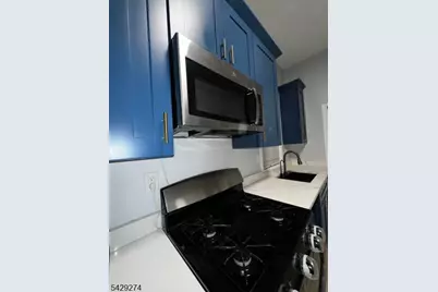 208 E 9th St, Plainfield, NJ 07060 - Photo 13