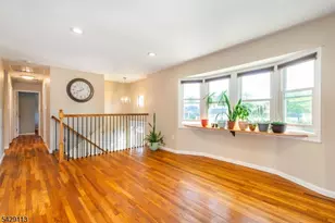 13 West Pkwy, Pequannock Township, NJ 07440 - Photo 7