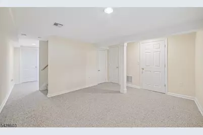 61 Wayne Blvd, Madison, NJ 07940 - Photo 15