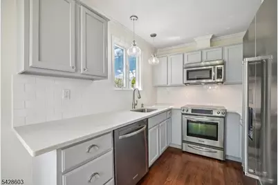 61 Wayne Blvd, Madison, NJ 07940 - Photo 7