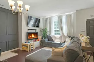 1 Clover Ln, Garfield, NJ 07026 - Photo 5