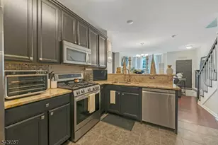 1 Clover Ln, Garfield, NJ 07026 - Photo 9