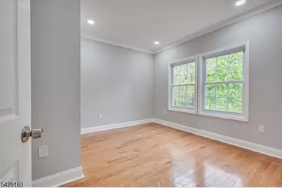 22 Mary Ellen Dr, Edison, NJ 08820 - Photo 23