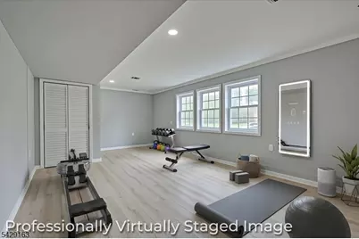 22 Mary Ellen Dr, Edison, NJ 08820 - Photo 31