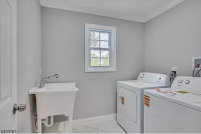 22 Mary Ellen Dr, Edison, NJ 08820 - Photo 27