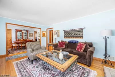 586 Clearview Dr, Hampton Township, NJ 07860 - Photo 7