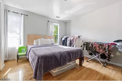 22 Lentz Ave, Newark, NJ 07105 - Photo 9