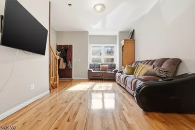 22 Lentz Ave, Newark, NJ 07105 - Photo 3