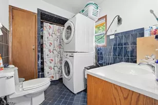22 Lentz Ave, Newark, NJ 07105 - Photo 19