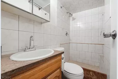 22 Lentz Ave, Newark, NJ 07105 - Photo 11