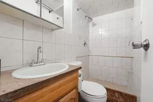 22 Lentz Ave, Newark, NJ 07105 - Photo 11