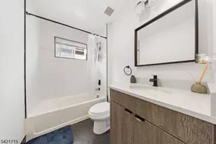735 Seaport Dr., Elizabeth, NJ 07201 - Photo 17