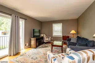 317 Livingston St, Bound Brook, NJ 08805 - Photo 23